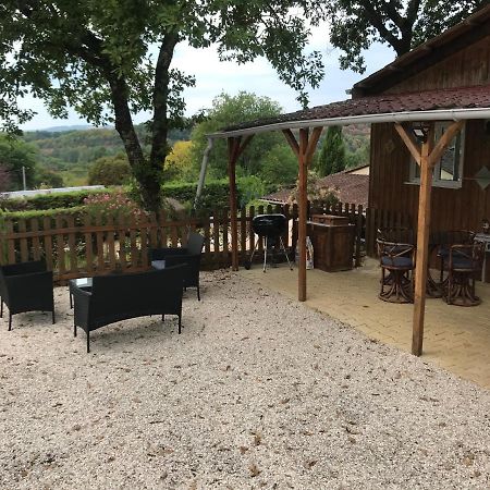 Chalet Lumineux Au Coeur Du Perigord Noir La Machome Екстериор снимка